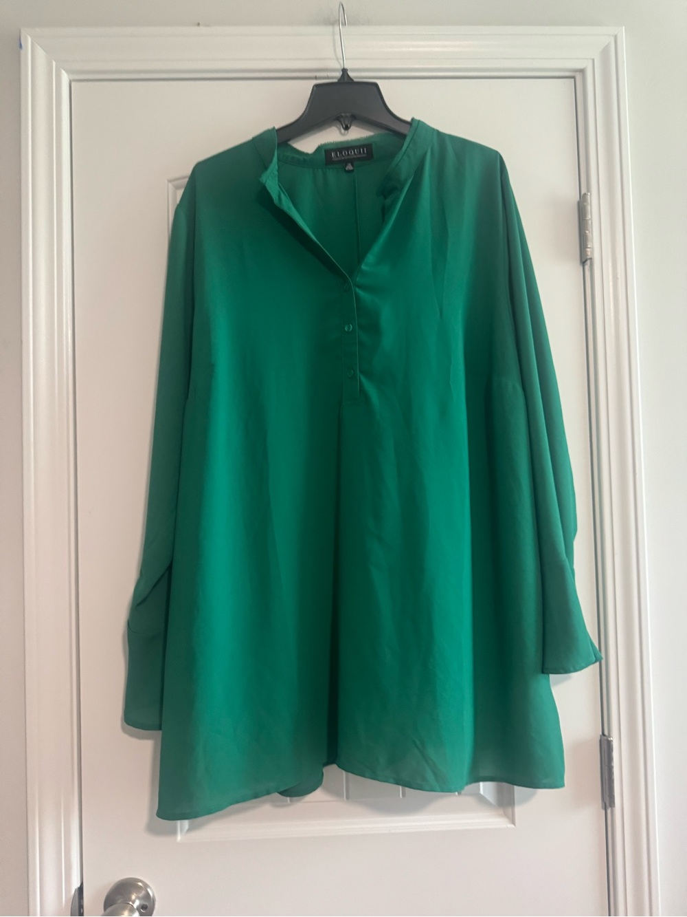 Eloquii Kelly Green Split-Neck Tunic